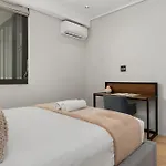 Cosmopolitan 801