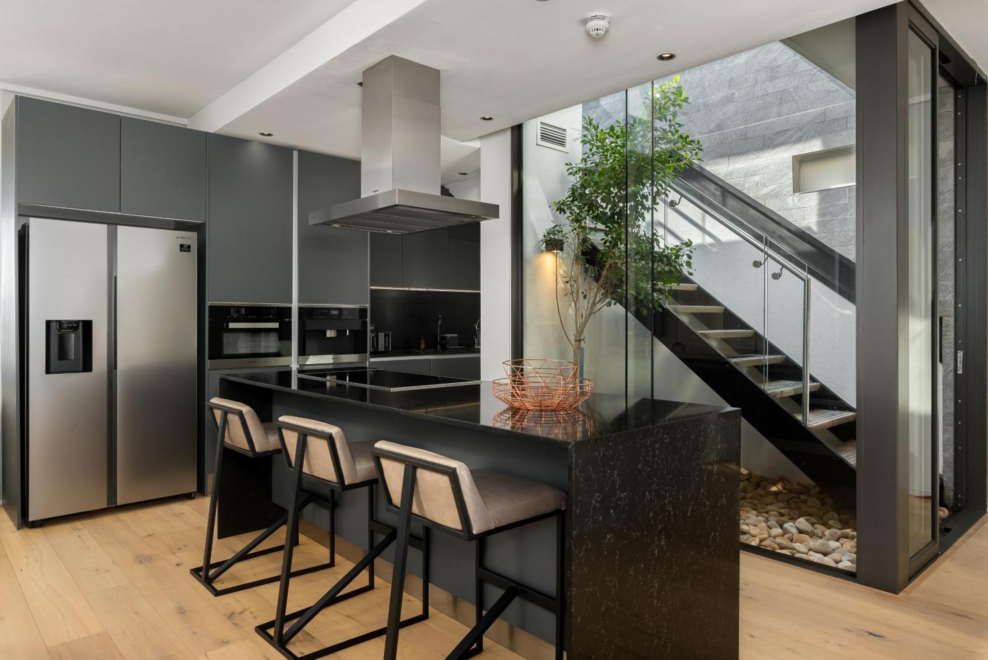 Cosmopolitan 801 Apartment Cape Town